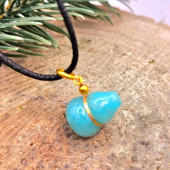 Beautiful Nature Amazonite Blessing Gourd Gold Accent Pendant Necklace - Picture 2 of 10